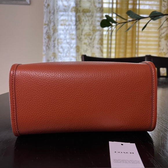 NWT Coach Dempsey Tote 22 In Sunset Color - Picture 8 of 8